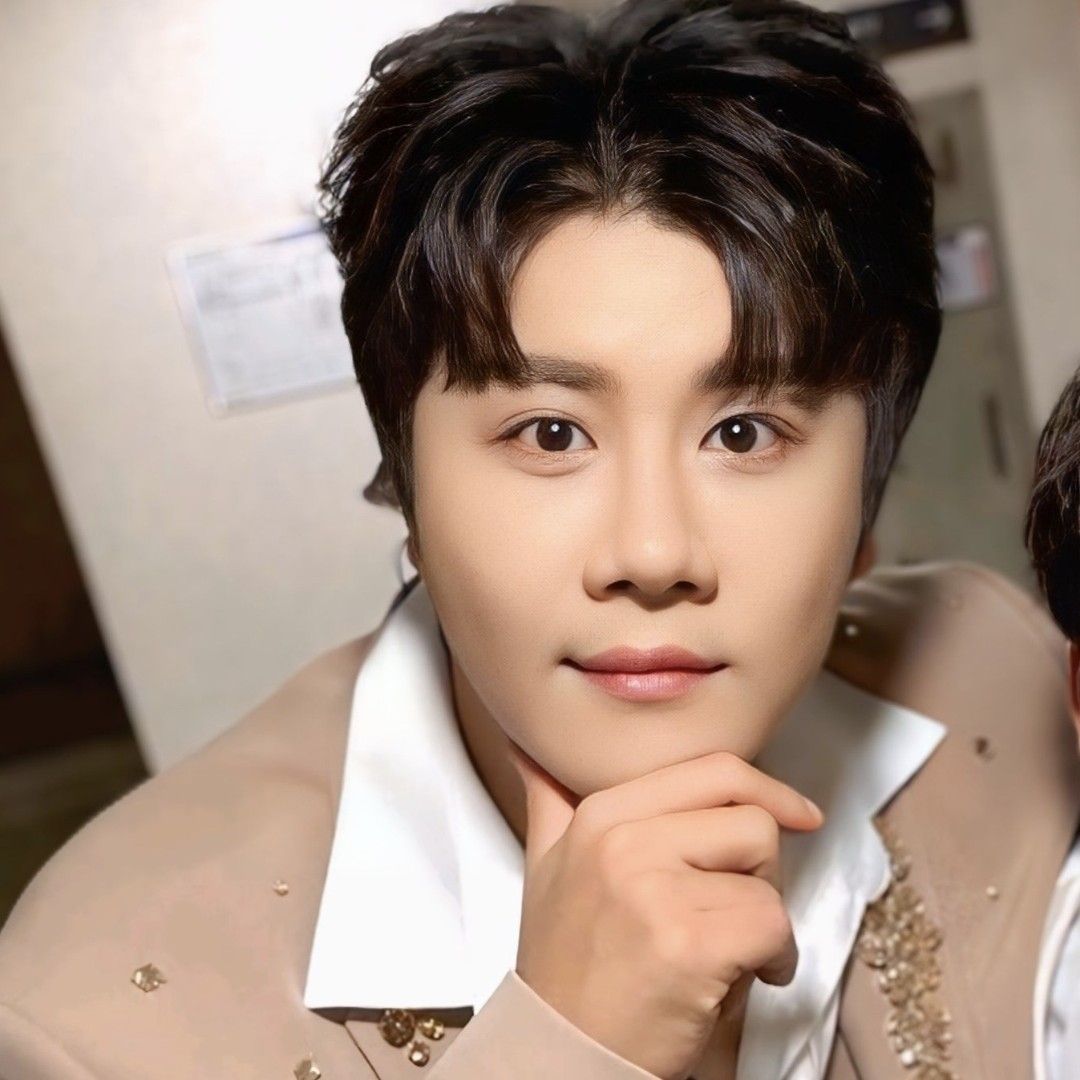 진해성의 비하인드 컷