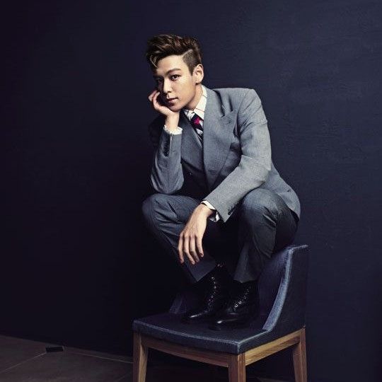 A moment captured by a fan of T.O.P