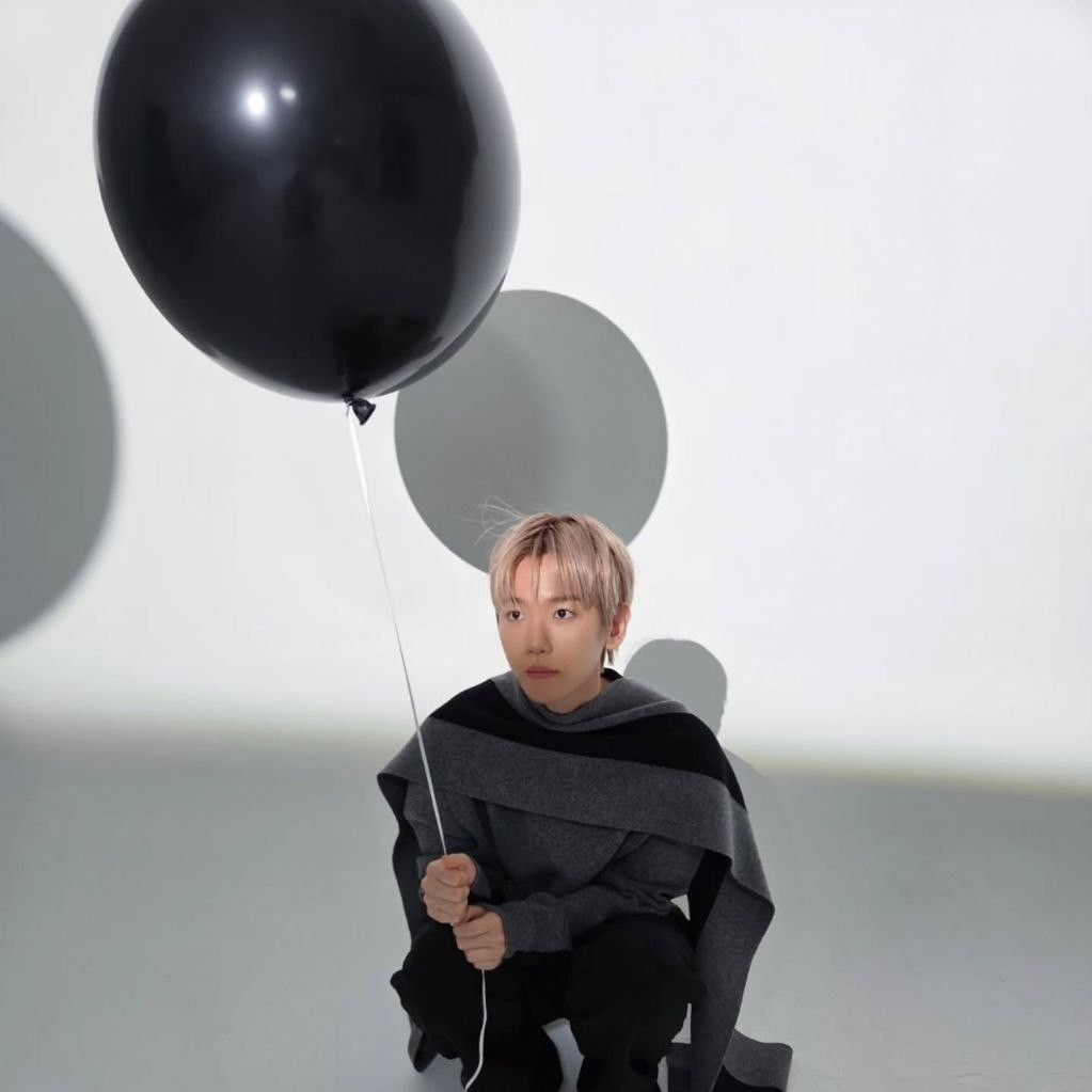 Recent activity shot of Baekhyun