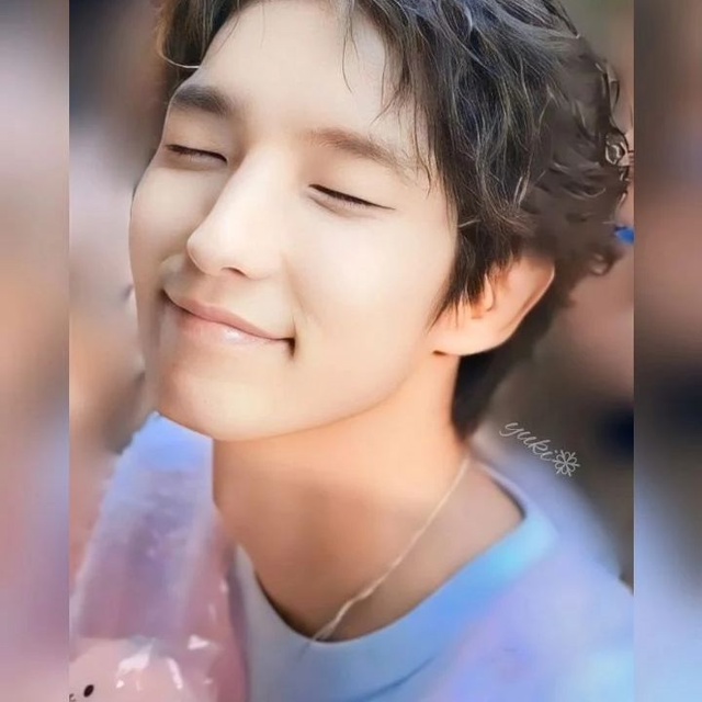 Cuplikan di balik layar dari Lee Joongi