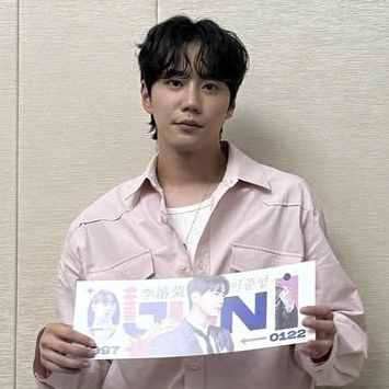 Recent activity shot of Lee Junyoung