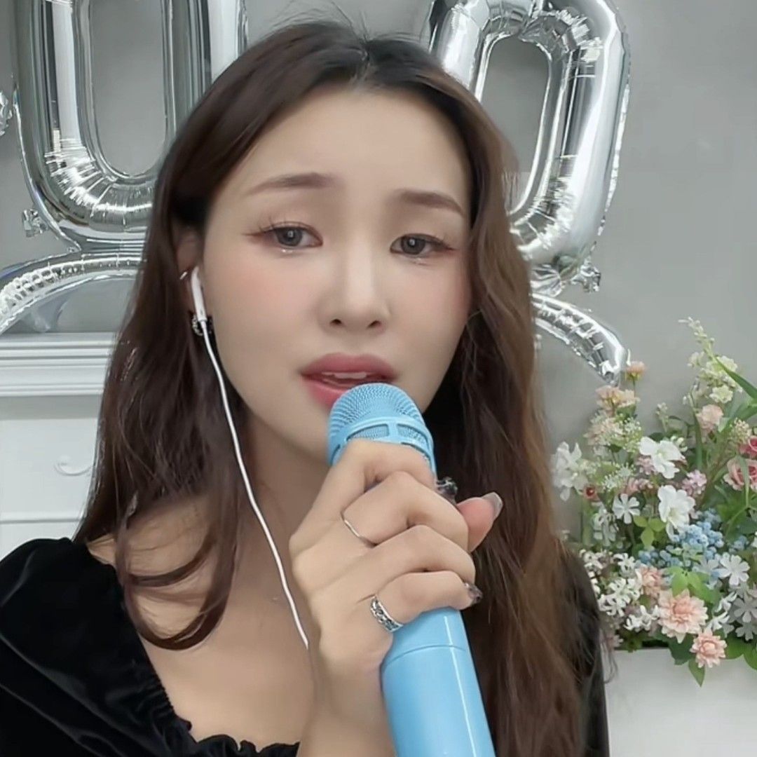 Latest photo of Hwang WooLim