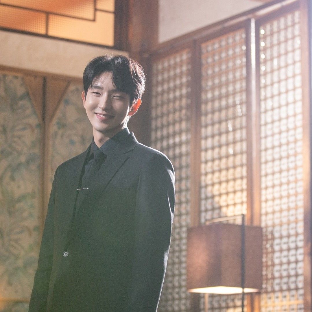 Latest photo of Lee Joongi