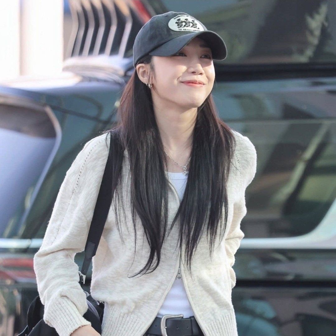A moment captured by a fan of Jung Eunji