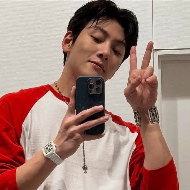 Latest photo of Ji Changwook