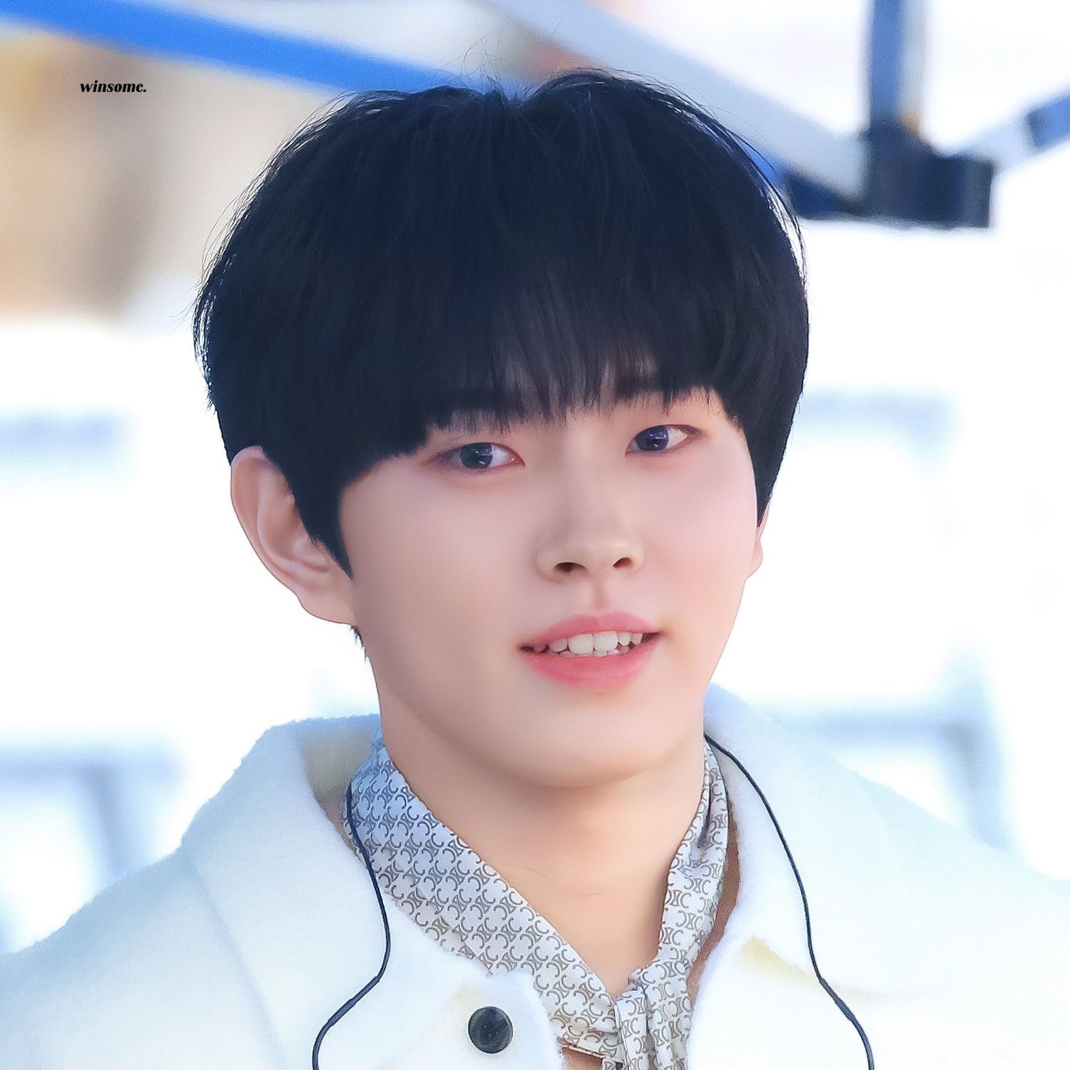 Behind-the-scenes cut of Lee Byeongchan