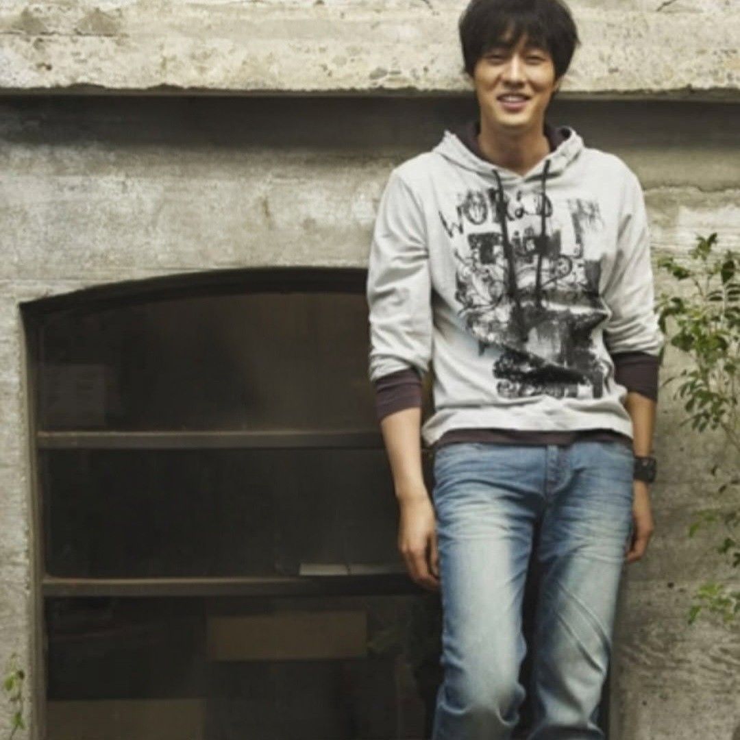 Latest photo of So Jisub