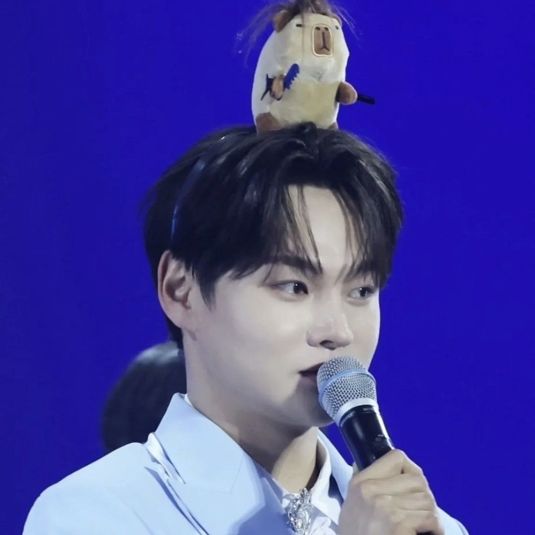 粉丝拍下的朴瑞镇瞬间