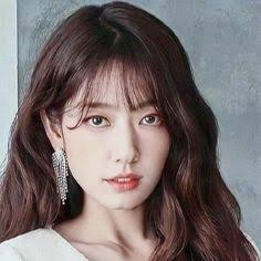 Latest photo of Park Shinhye