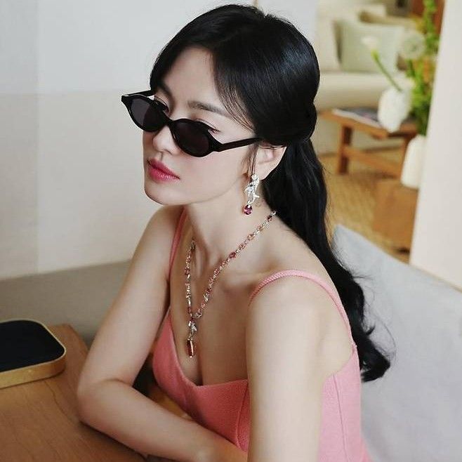 Behind-the-scenes cut of Song Hyekyo