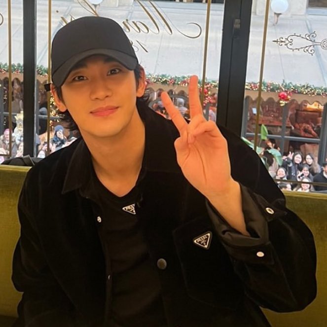 Recent activity shot of Kim Soohyun