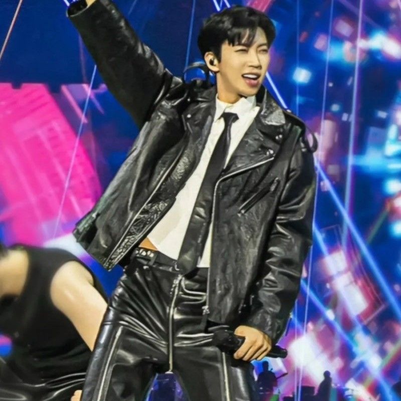 Recent activity shot of Lim Youngwoong
