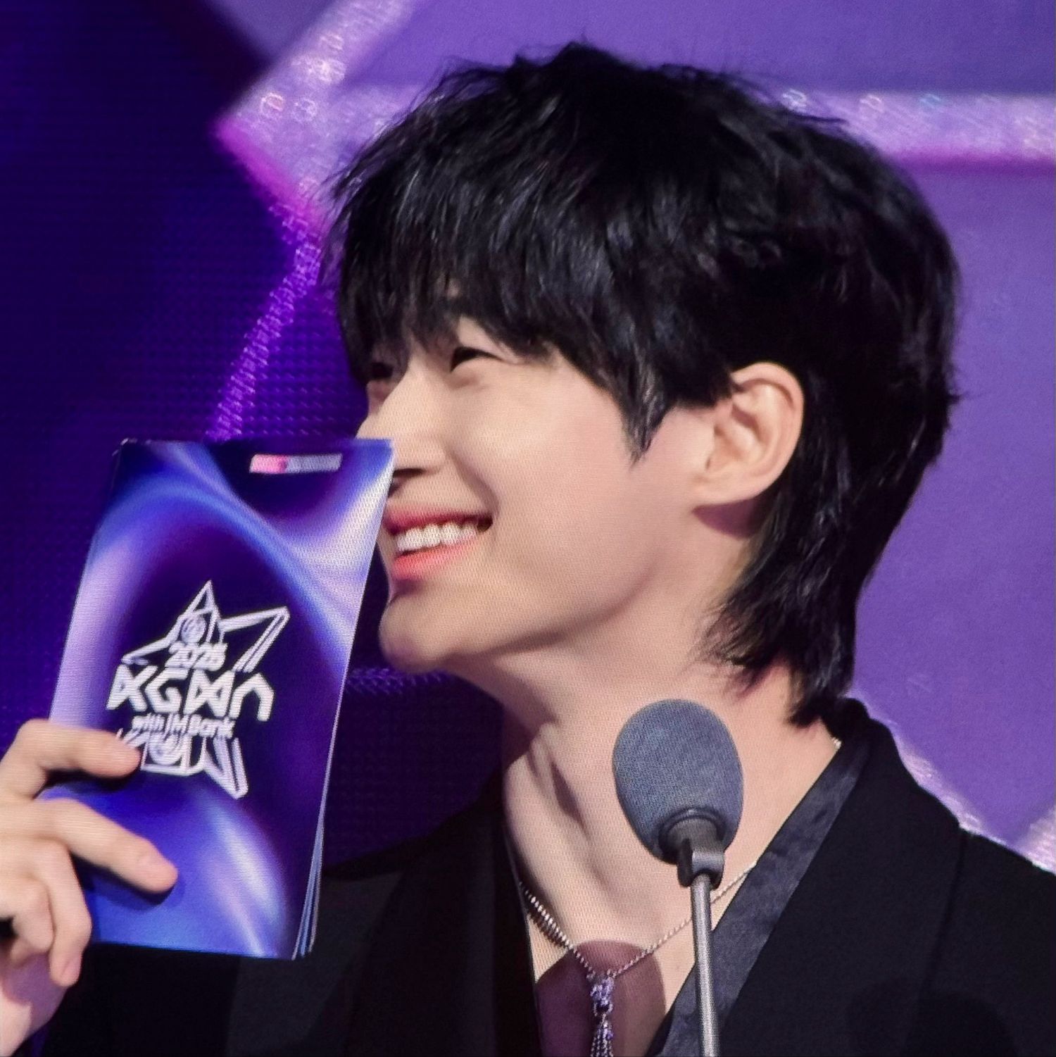 Recent activity shot of Byeon Wooseok