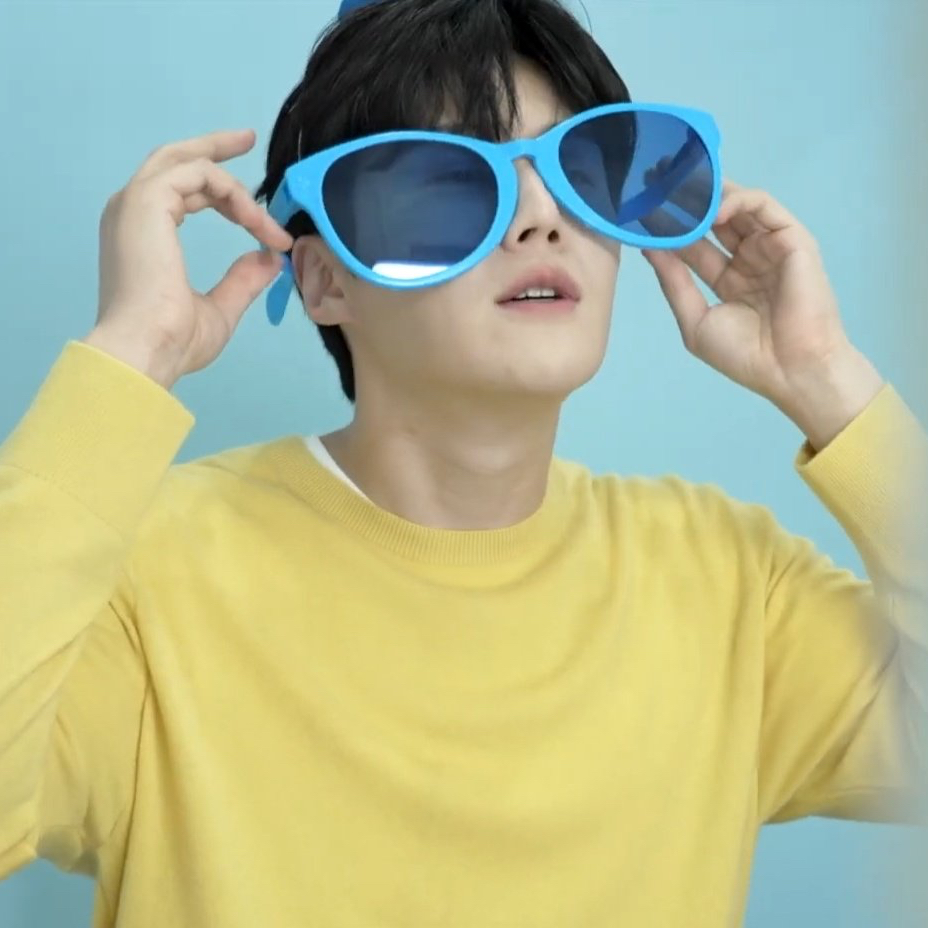 金宣虎的最新照片