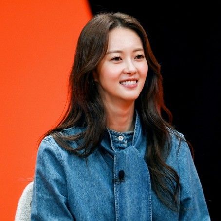 Behind-the-scenes cut of Go Ara