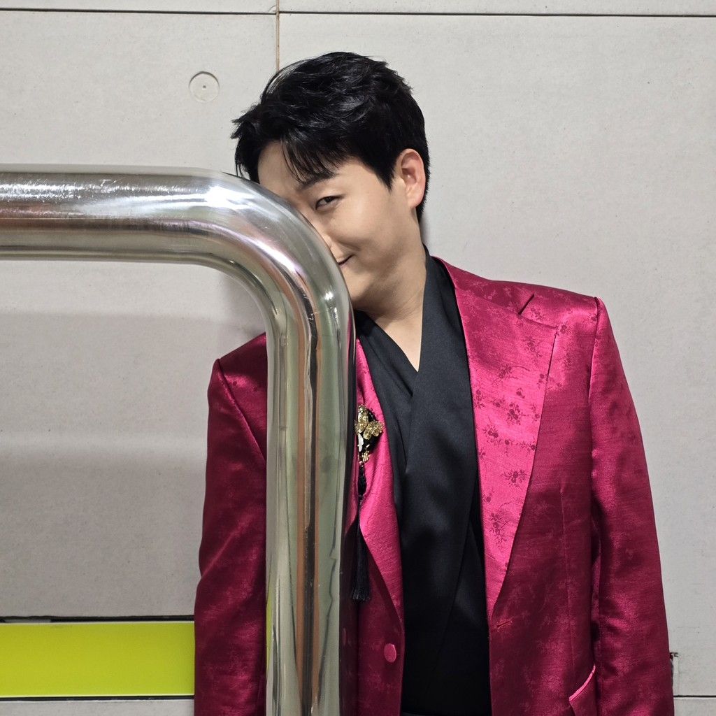 Recent activity shot of Min Soohyun