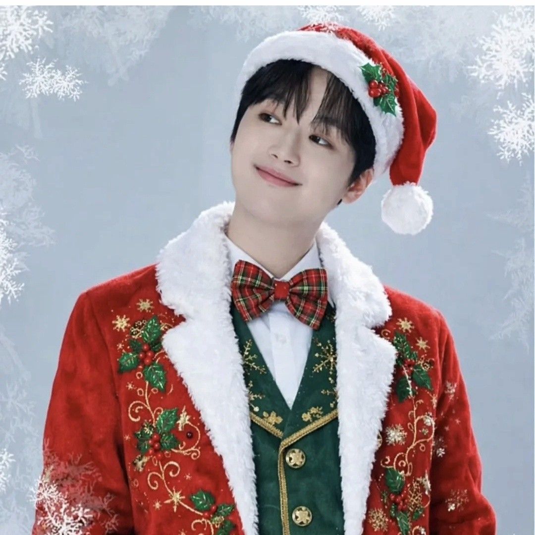 李灿元的最新照片