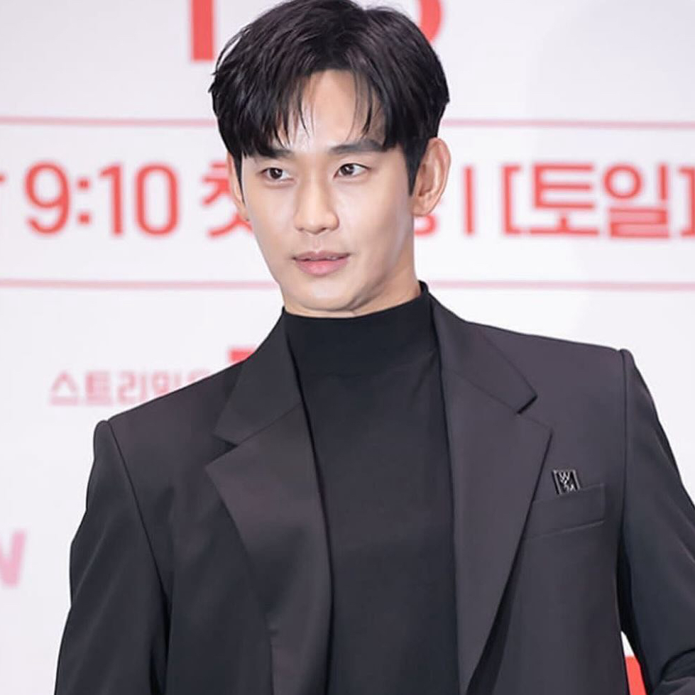 Foto terbaru dari Kim Soohyun