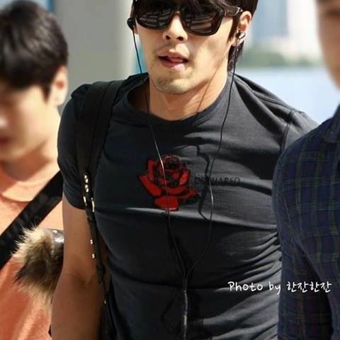 粉絲拍下的玄彬瞬間
