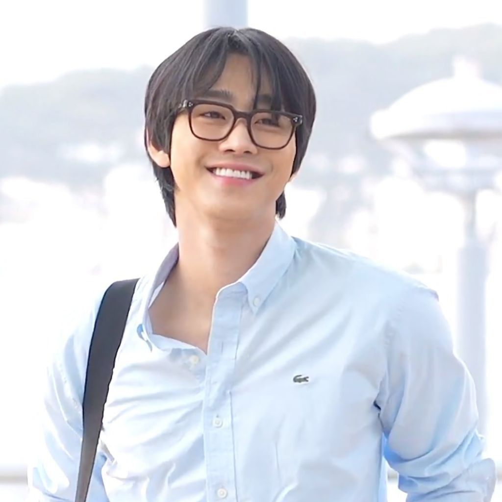 Recent activity shot of Ahn Hyoseop