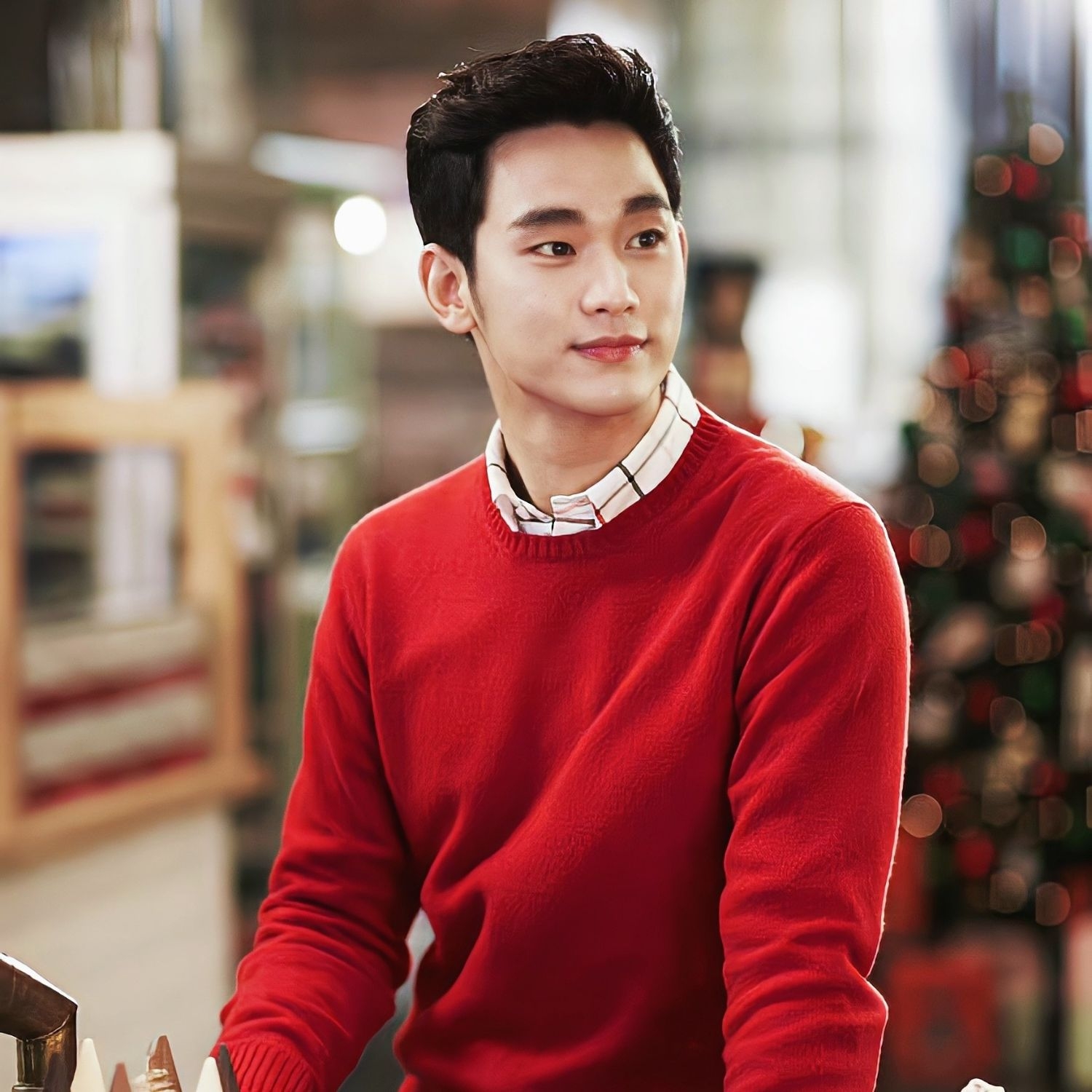 Recent activity shot of Kim Soohyun