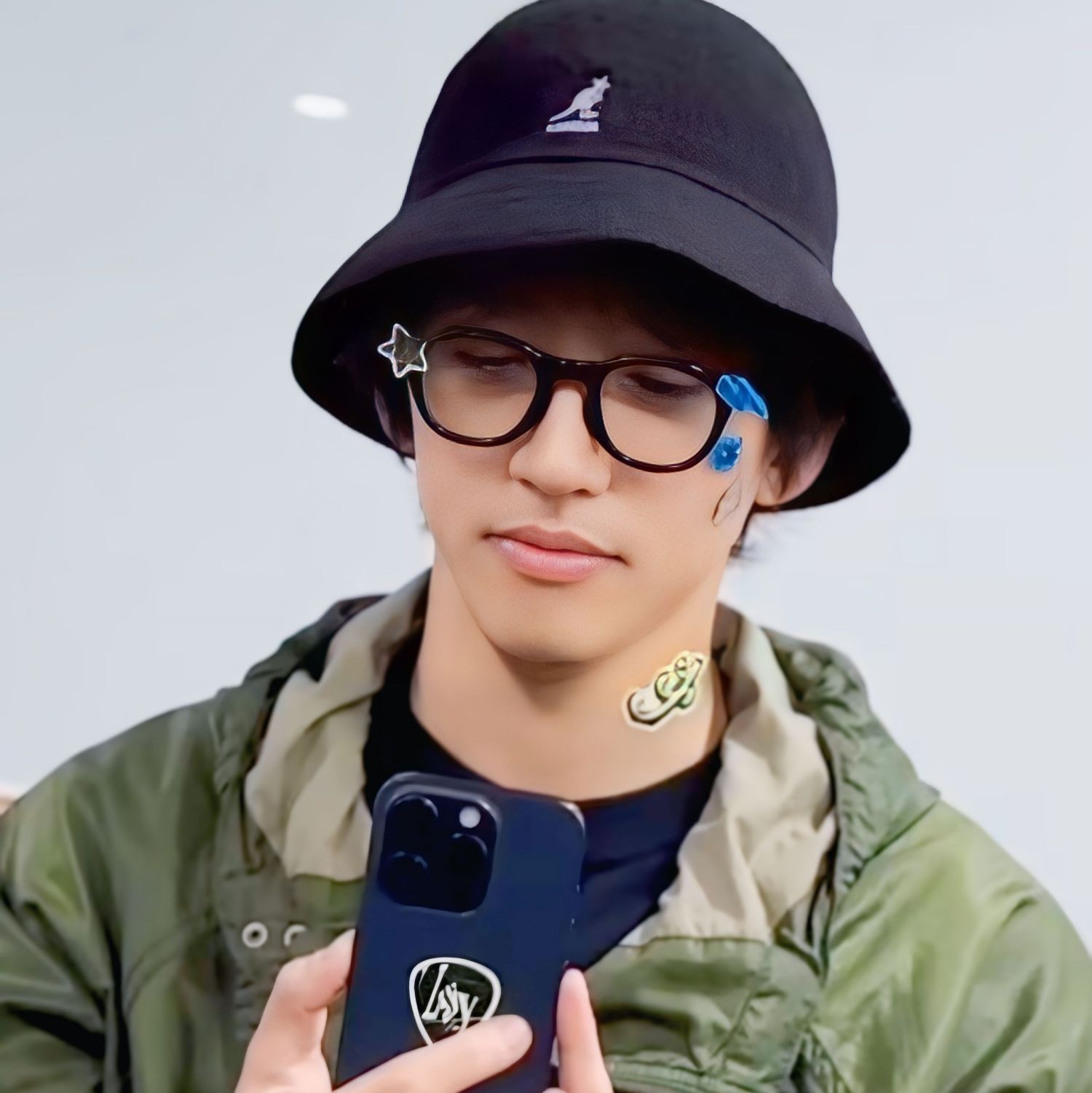 イ・スンユンのビハインドカット