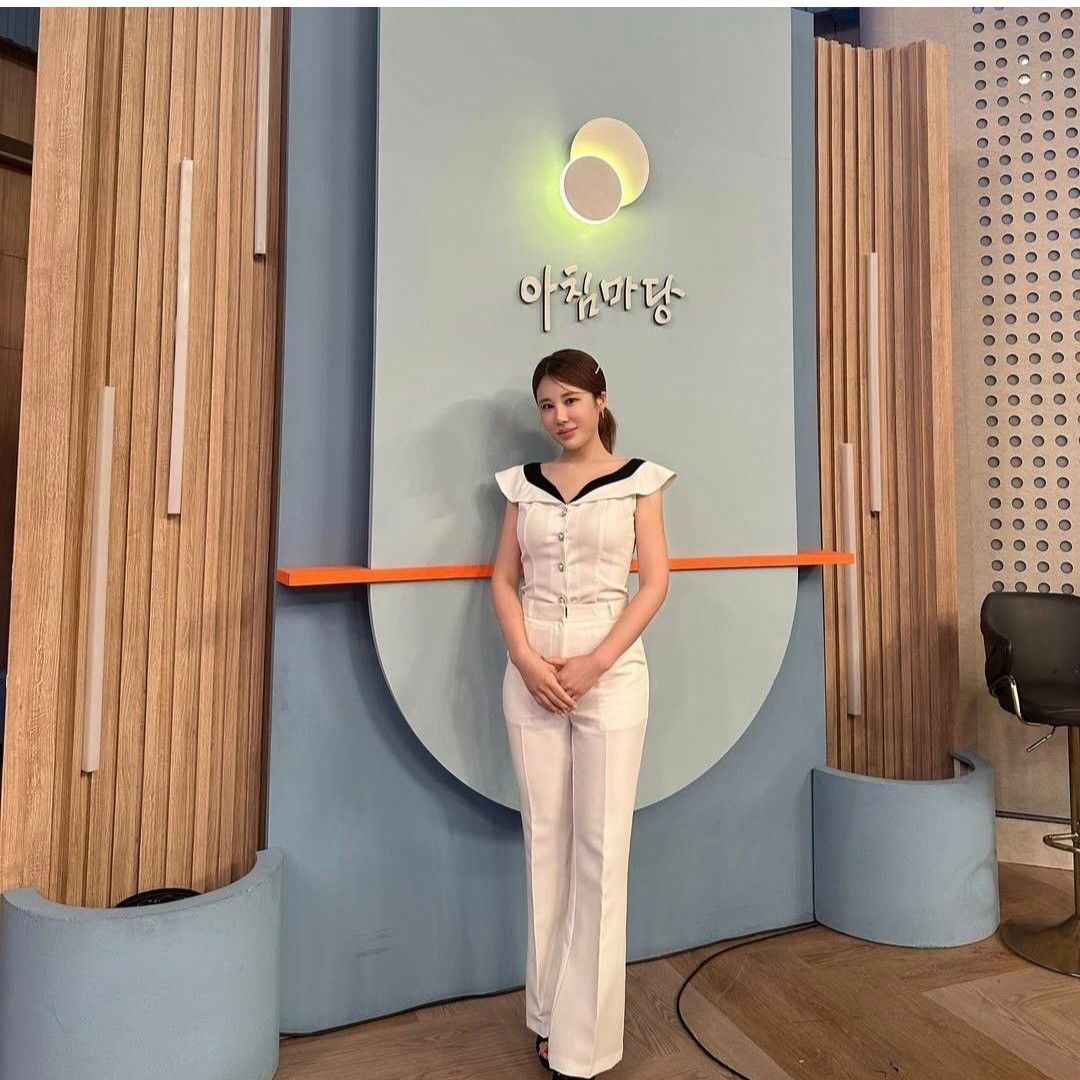 Recent activity shot of Kim Soyou