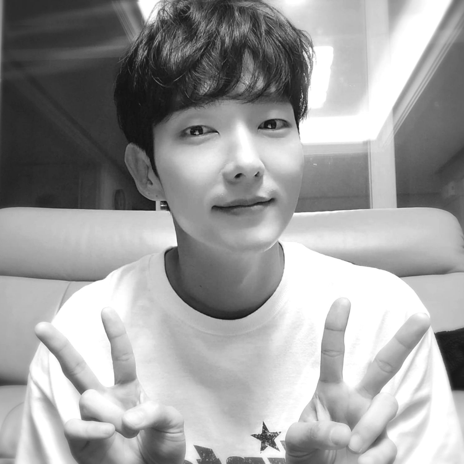 Recent activity shot of Lee Joongi
