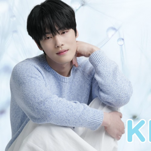 Foto terbaru dari Kim Junghyun