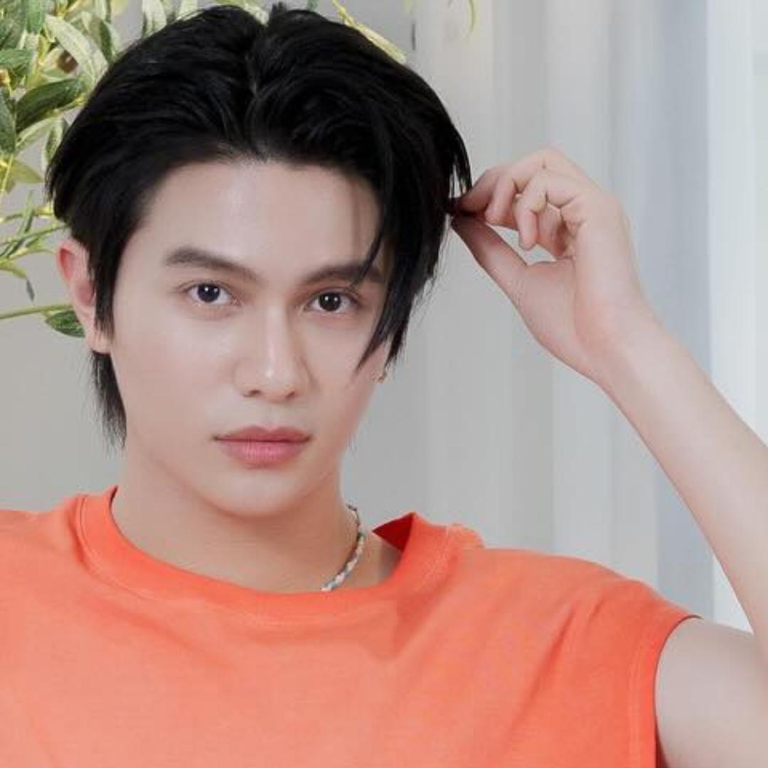 A moment captured by a fan of William Jakrapatr Kaewpanpong