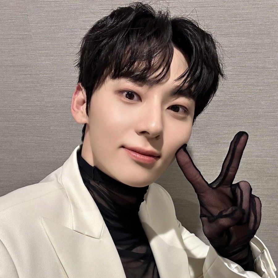 Latest photo of Hwang Minhyun