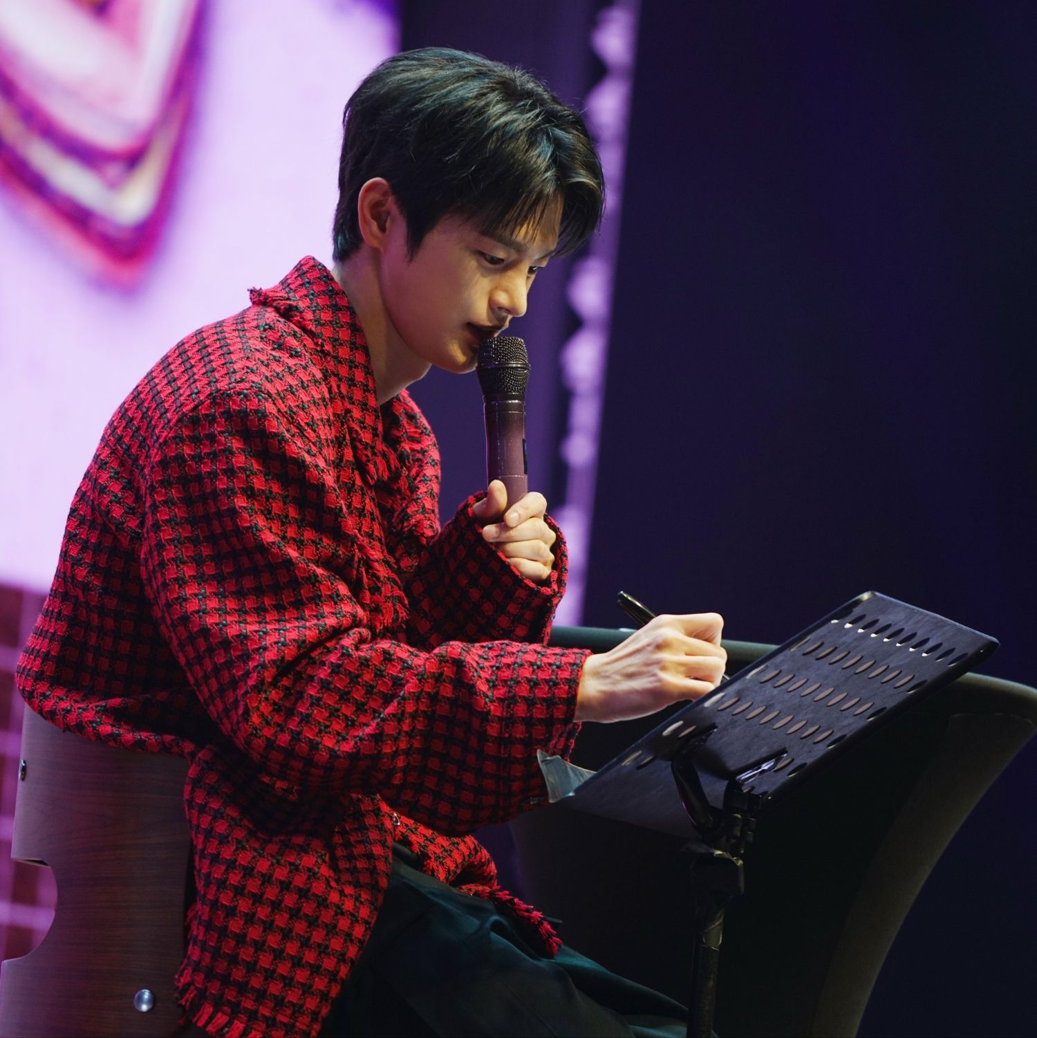 ソ・イングクのビハインドカット