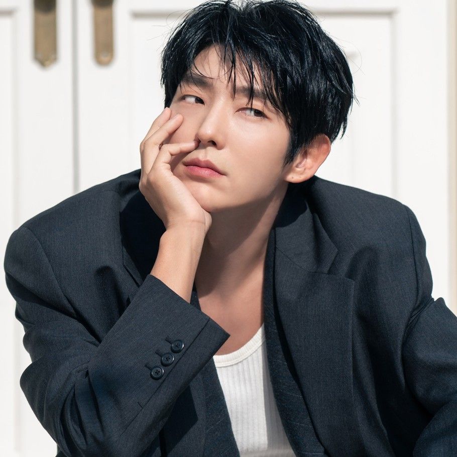 イ・ジュンギの最近の活動ショット