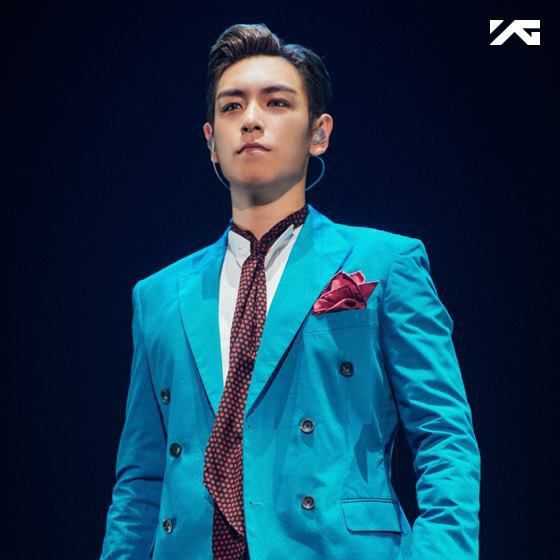 A moment captured by a fan of T.O.P