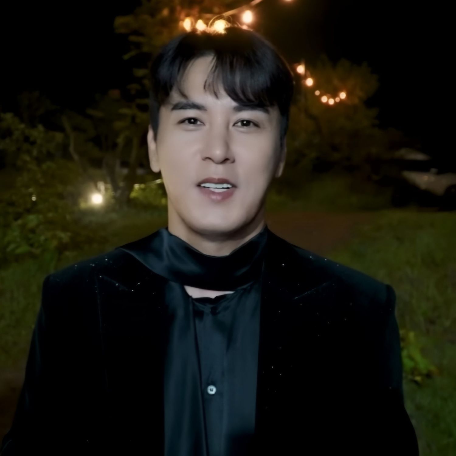 チャン・ミンホの最近の活動ショット