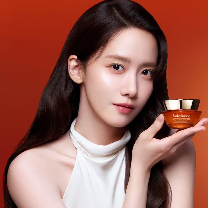 Latest photo of Yoona