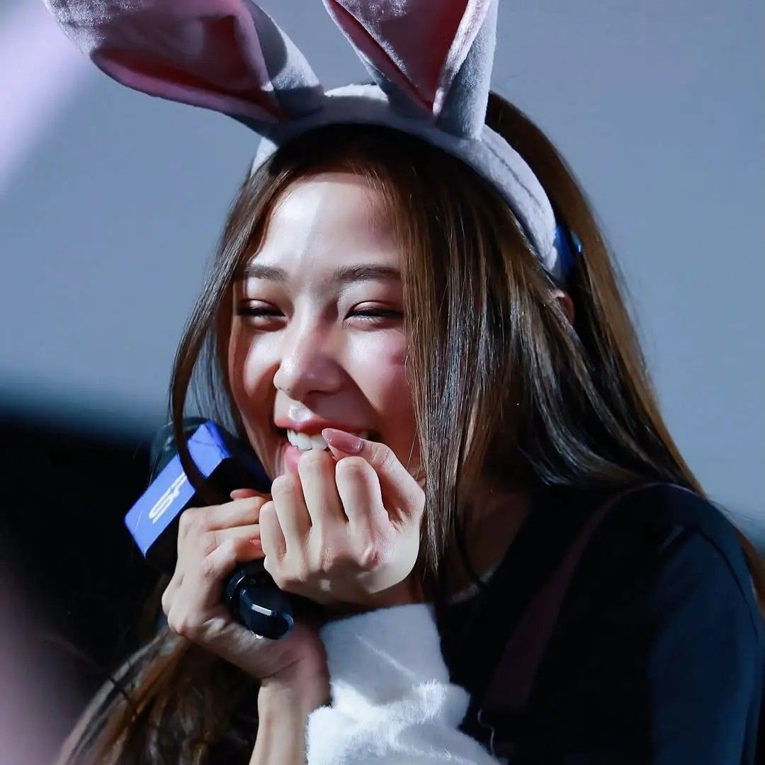 Behind-the-scenes cut of Film Rachanun Mahawan