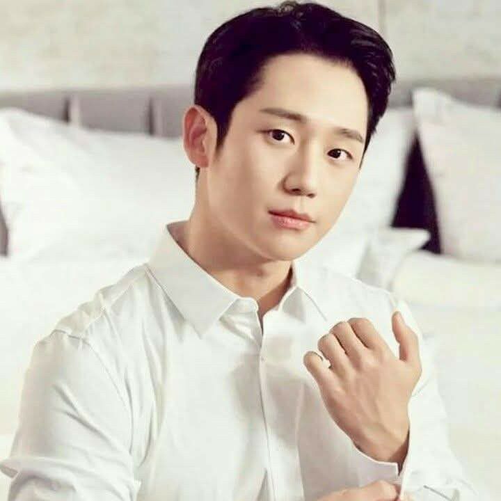 Behind-the-scenes cut of Jung Haein