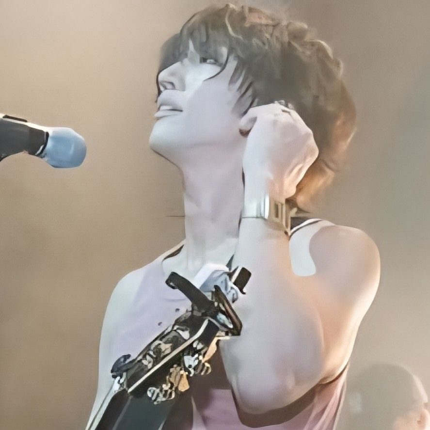 A moment captured by a fan of Lee Seungyoon