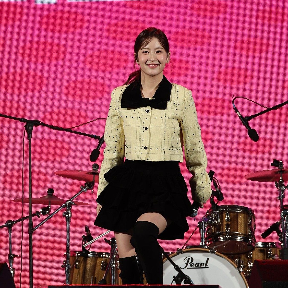 オ・ユジンのビハインドカット