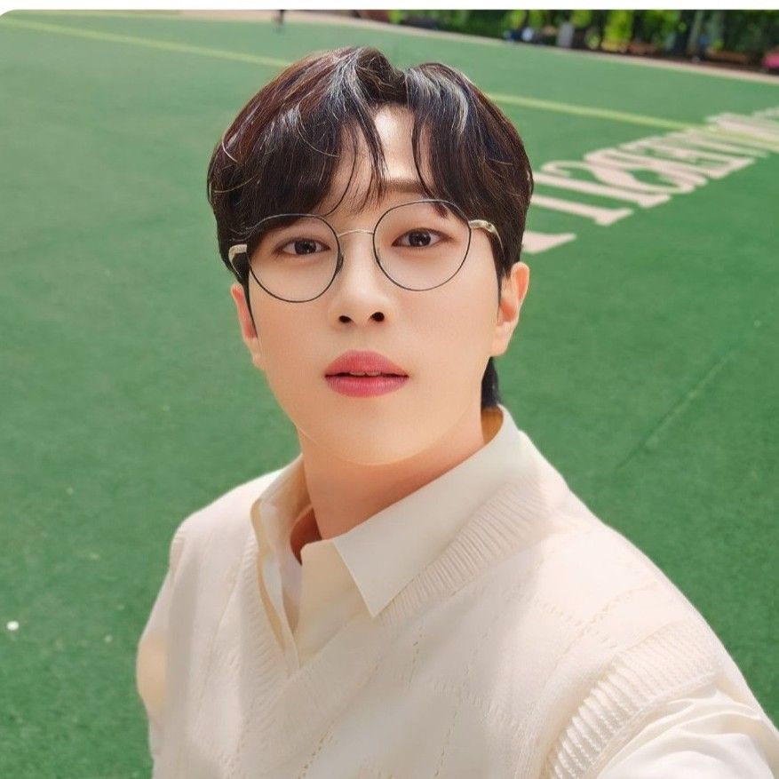 Latest photo of An Sunghoon