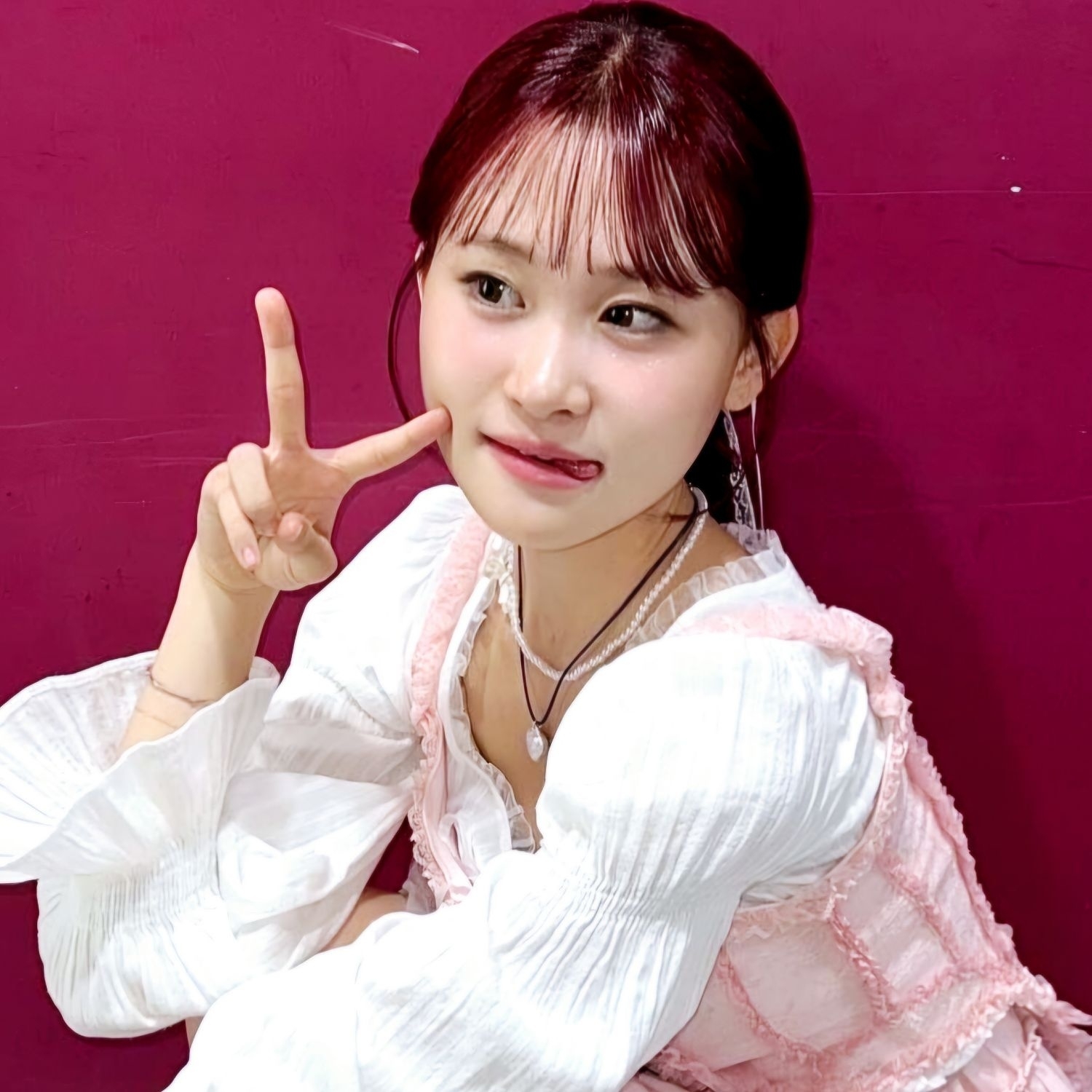 Behind-the-scenes cut of Kim Dahyun