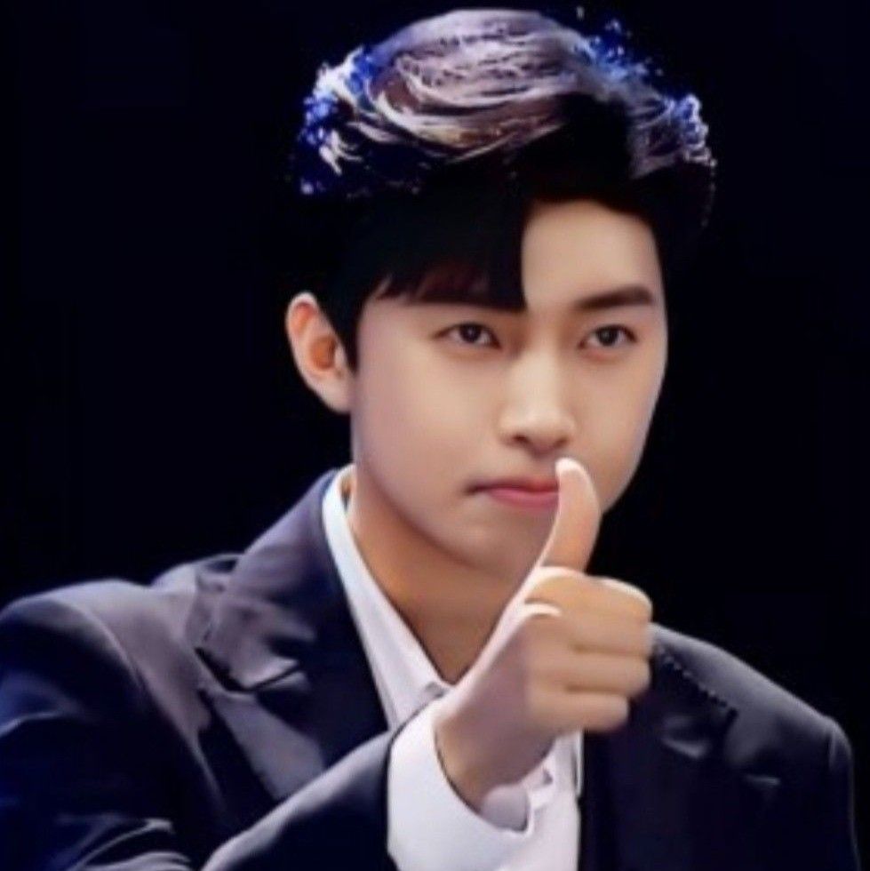 Recent activity shot of Lim Youngwoong