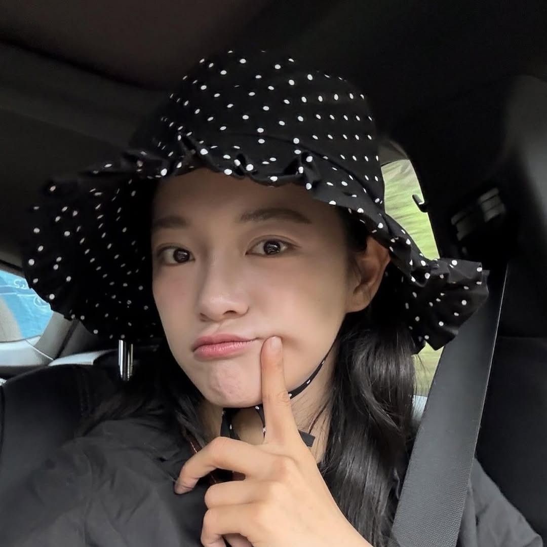 Latest photo of Kim Sejeong