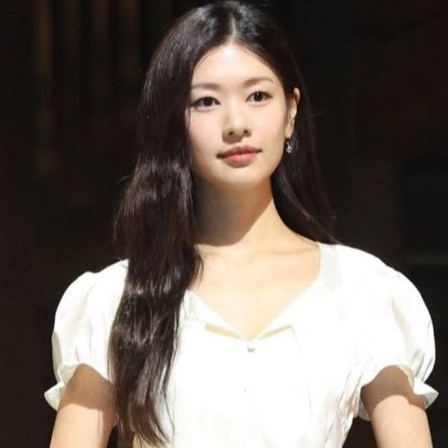 Behind-the-scenes cut of Jung Somin