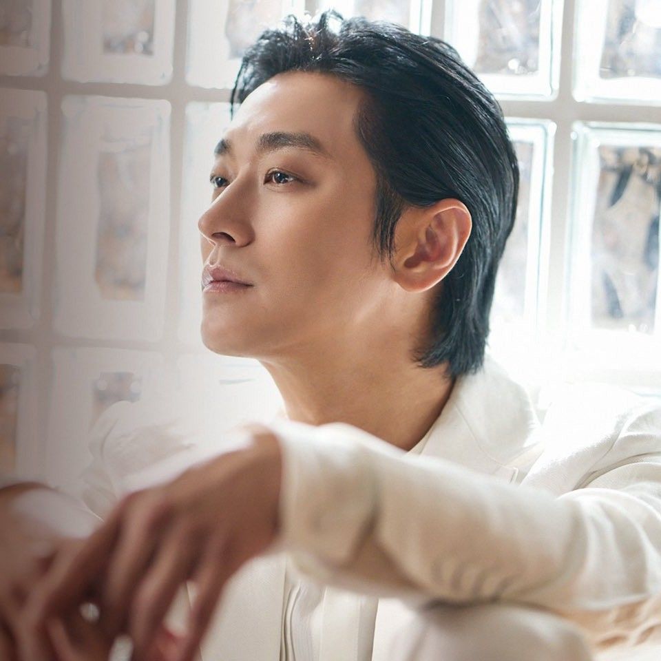 Recent activity shot of Joo Jihoon