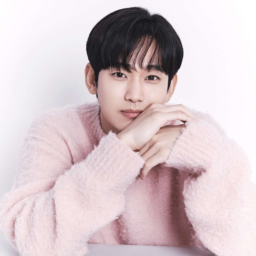Latest photo of Kim Soohyun