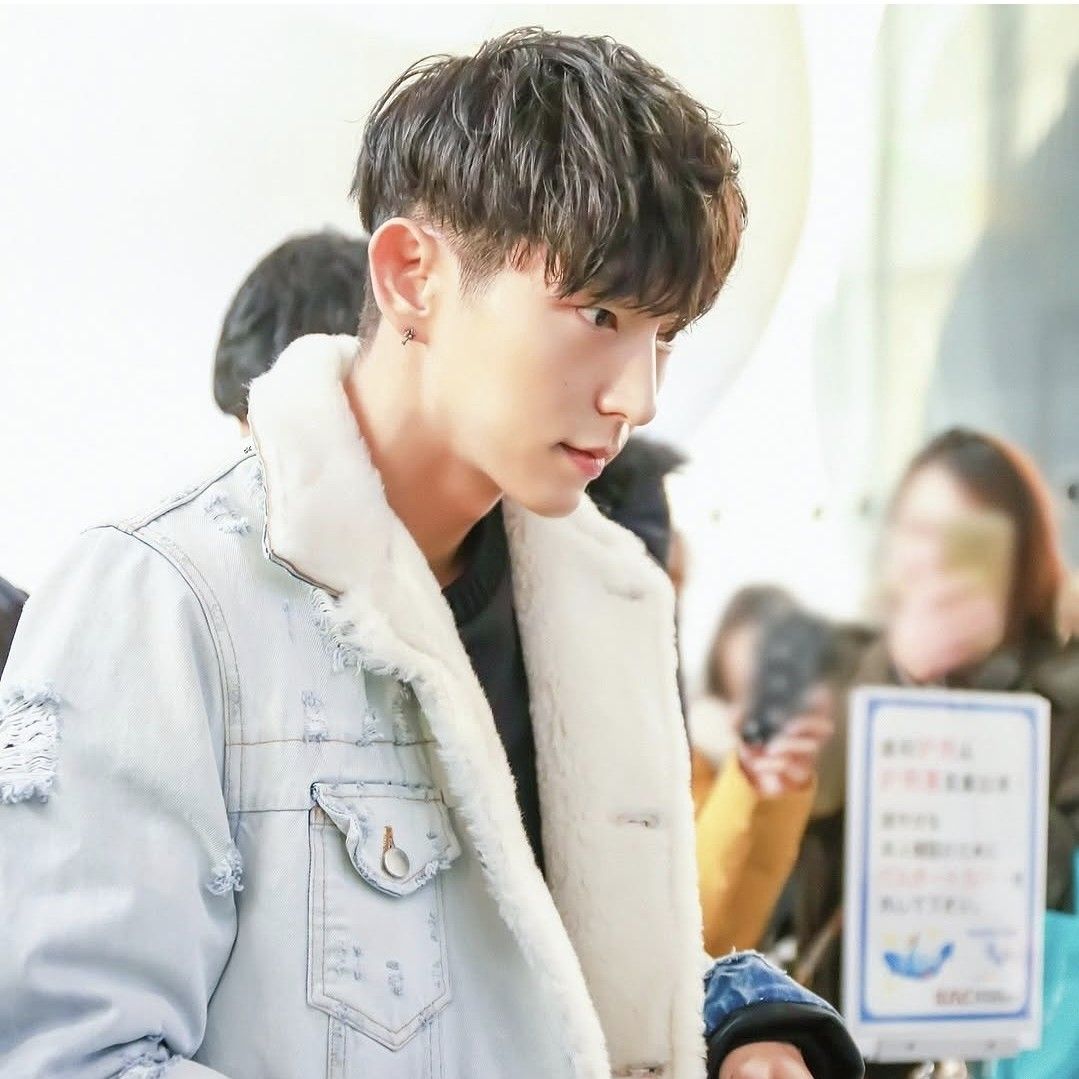 Latest photo of Lee Joongi