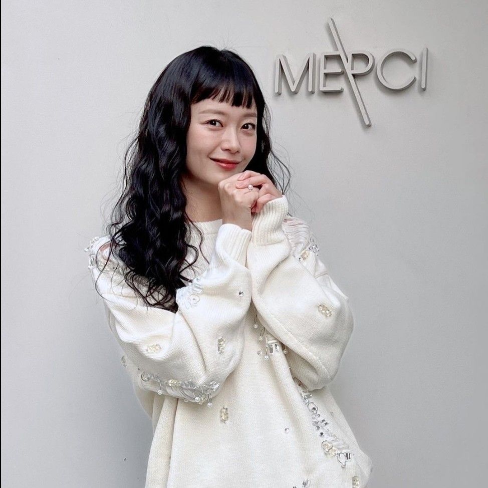 Behind-the-scenes cut of Jeon Somin