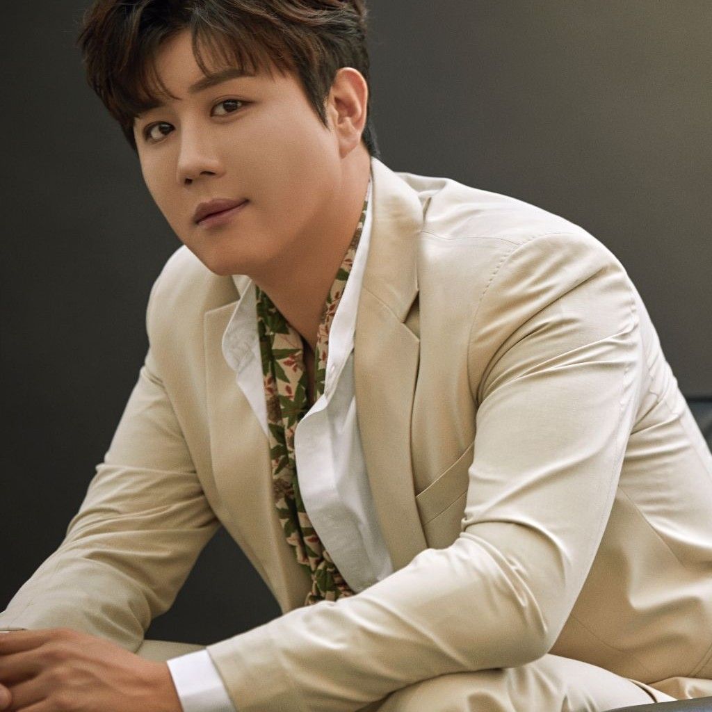 Recent activity shot of Jin Haesung